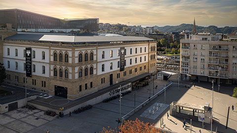 Esterno dell'edificio Tabakalera. Per gentile concessione di Tabakalera