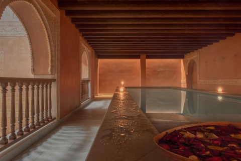 Intérieur des bains arabes Hammam Al Ándalus Málaga