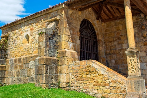 Chapel of Santa Cruz. Cangas de Onís. Asturias.