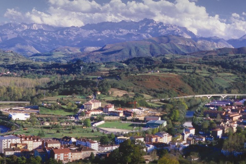 Панорамный вид на Арриондас (Астурия).