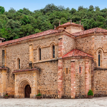 Monasterio de Santo Toribio de Liébana. Cantabria