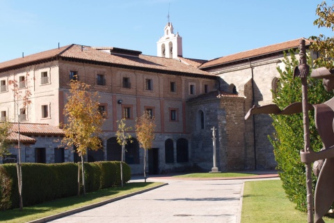 Außenansicht des Klosters „Nuestra Señora de la Bretonera“ in Belorado