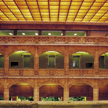Interior de la Casa del Cordón, Burgos