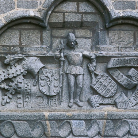 Palacio de Valderrábanos. Relieve. Ávila.
