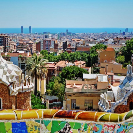 Blick auf den Park Güell in Barcelona (Katalonien)