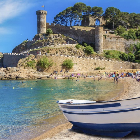 Plaża Gran w Tossa de Mar (prowincja Girona, Katalonia)