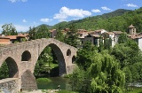 Veduta di Sant Joan de Les Abadesses, a Girona (Catalogna)
