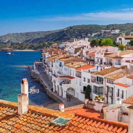 Vue de Cadaqués (province de Gérone, Catalogne)