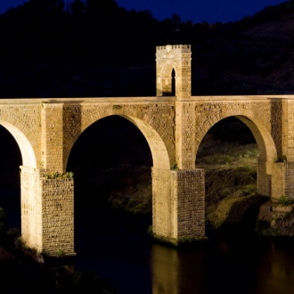 Ponte di Alcántara di notte, Estremadura