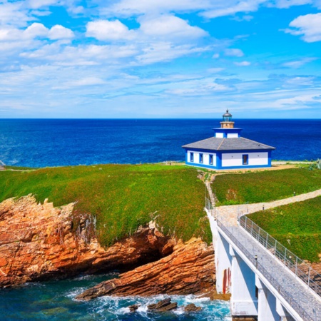 Leuchtturm auf der Pancha-Insel, Ribadeo