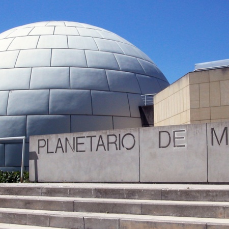 Planetarium w Madrycie z zewnątrz