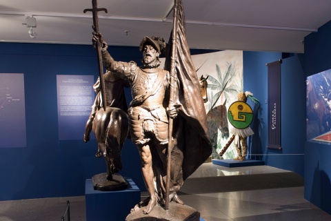 Blancs, métis et noirs. Musée de l'Armée