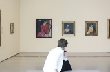 Vista della sala espositiva della mostra 'Ritratti: Essenza ed espressione'