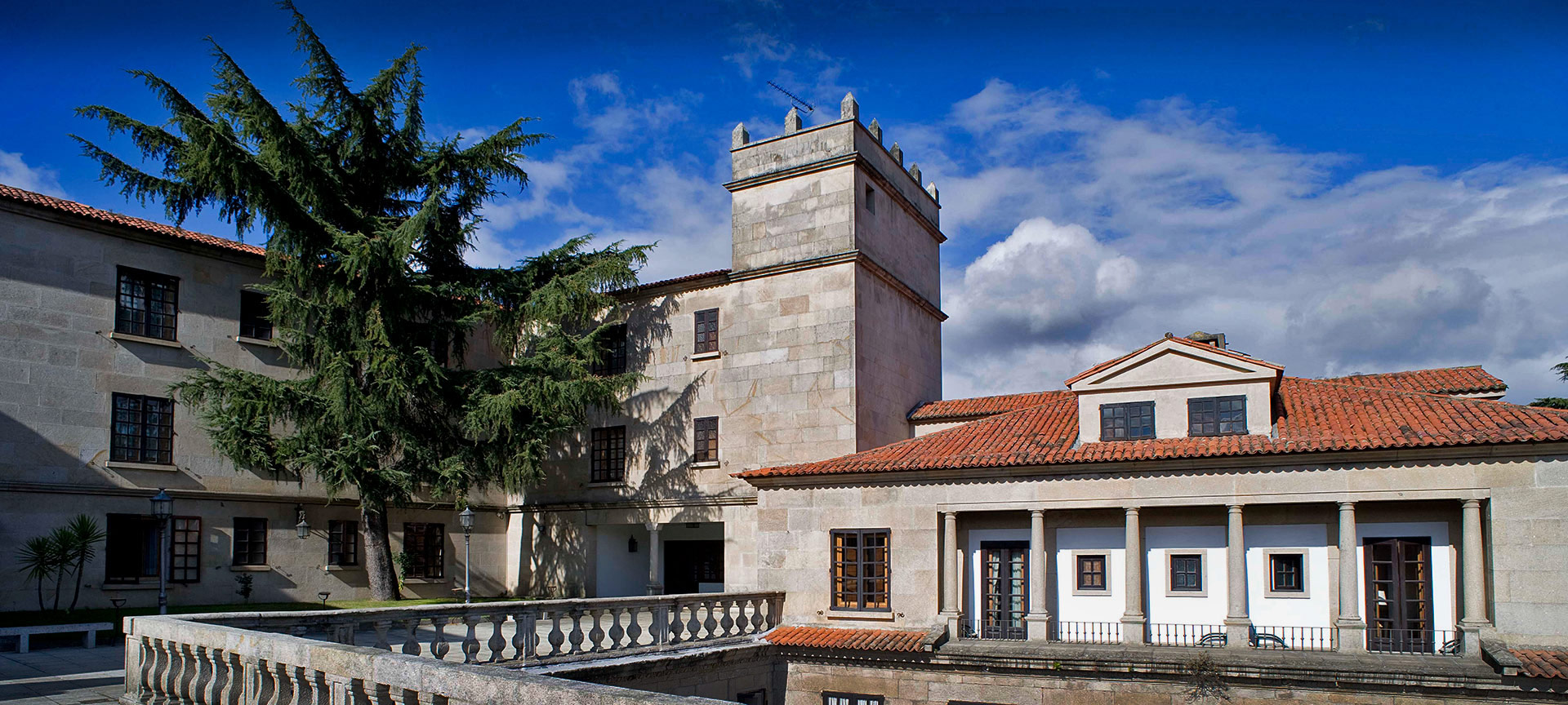 Vue extérieure du Parador de Pontevedra Vue extérieure du Parador de Pontevedra