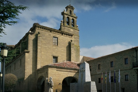 Vue extérieure du Parador de Santo Domingo Bernardo de Fresneda