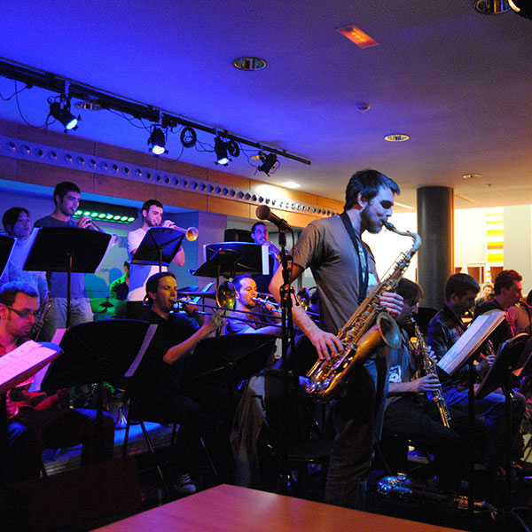 Международный джазовый фестиваль в Барселоне – Побле-Ноу