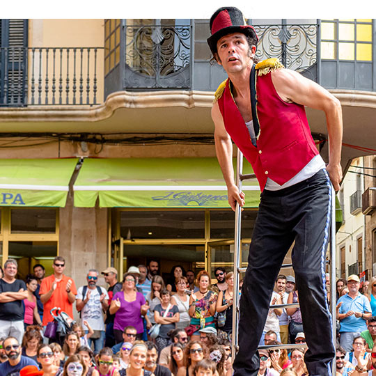 Theaterfestival in Tàrrega, Katalonien