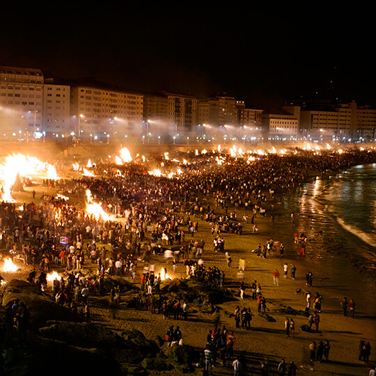 Feu de joie de la Saint-Jean à La Corogne