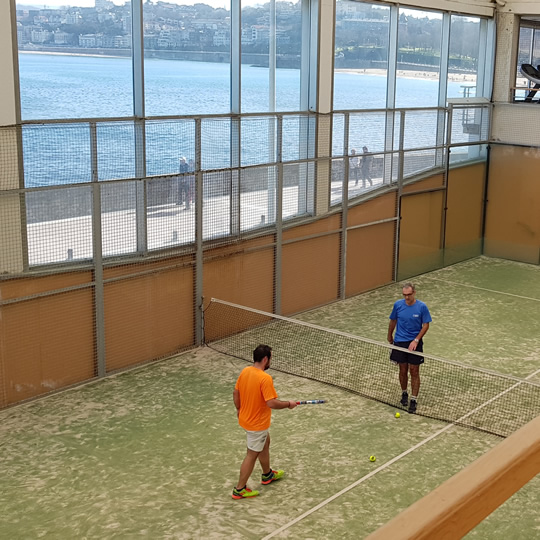 Impianti di padel presso il Real Club de Tenis di San Sebastián