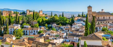 Widok na dzielnicę Albaicín w Grenadzie, Andaluzja