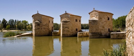 Aceñas de Ollivares. Moinhos de origem medieval. Zamora