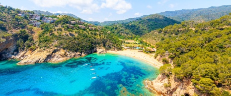 Vista di Cala Giverola di Tossa de Mar a Girona, Catalogna