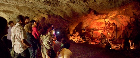 Visiting the prehistoric caves of L'Espluga de Francolí, Tarragona, Catalonia