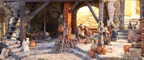 Un belén en el Mercado de Bilbao (País Vasco), que representa una antigua tienda artesanal de jarrones de terracota